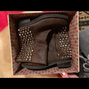 Jeffrey Campbell brown leather boots size 8